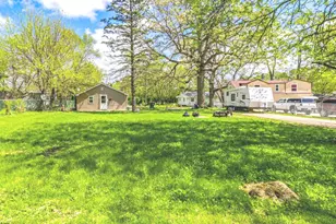 1216 Gould St, Joliet, IL 60432 - Photo 11