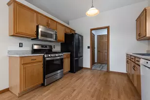 3145 Chanters Ct, Rockford, IL 61109 - Photo 3