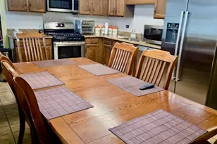 16821 S Clyde Ave, South Holland, IL 60473 - Photo 9