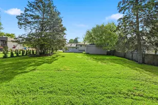 152 Skyline Dr, Carpentersville, IL 60110 - Photo 31
