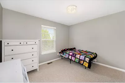5564 Cloverdale Road, Hanover Park, IL 60133 - Photo 29