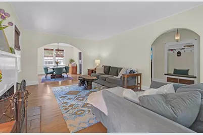 9150 S Hoyne Avenue, Chicago, IL 60643 - Photo 5