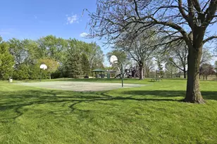 3755 Lexington Dr, Hoffman Estates, IL 60192 - Photo 31