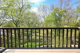 744 Old Barn Rd, Lake Barrington, IL 60010 - Photo 5
