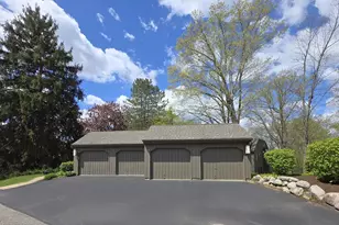 744 Old Barn Rd, Lake Barrington, IL 60010 - Photo 33