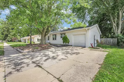 1108 S Mattis Avenue, Champaign, IL 61821 - Photo 5
