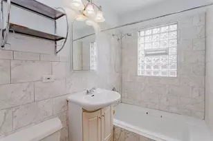 4340 Kolze Ave, Schiller Park, IL 60176 - Photo 13