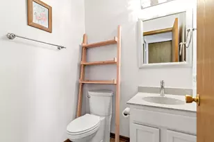 2050 Dunmore St, Joliet, IL 60431 - Photo 15