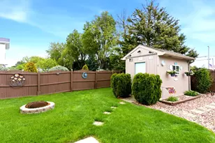 2050 Dunmore St, Joliet, IL 60431 - Photo 27