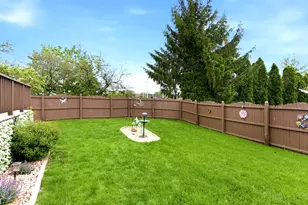 2050 Dunmore St, Joliet, IL 60431 - Photo 29