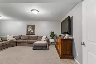 1308 Woodberry Dr, Mahomet, IL 61853 - Photo 39