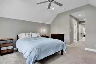 5719 W Dakin St, Chicago, IL 60634 - Photo 19