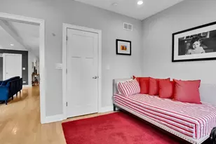 5719 W Dakin St, Chicago, IL 60634 - Photo 17