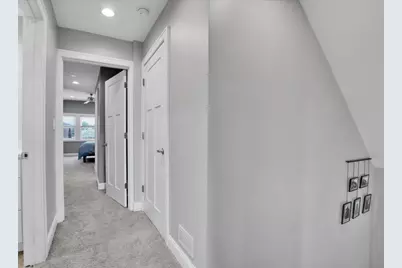 5719 W Dakin Street, Chicago, IL 60634 - Photo 25