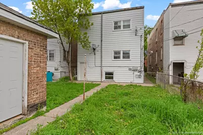 2124 Harvey Avenue, Berwyn, IL 60402 - Photo 23