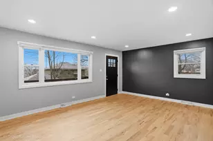 104 E Division St, Lemont, IL 60439 - Photo 3