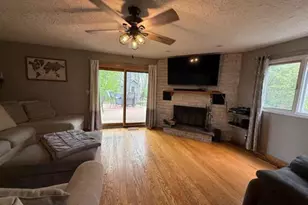 7758 Ray Ct, Roscoe, IL 61073 - Photo 9