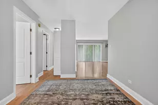 7117 W 93rd St, Oak Lawn, IL 60453 - Photo 7
