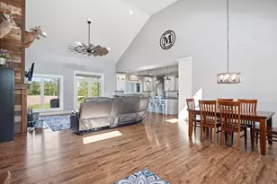 6487 Little Galilee Rd, Clifton, IL 61727 - Photo 5