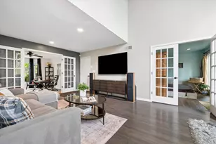 2 Fenview Ct, Oakwood Hills, IL 60013 - Photo 9