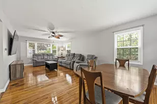 912 David St, Antioch, IL 60002 - Photo 5