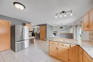 1432 Northfield Meadows Blvd, Bourbonnais, IL 60914 - Photo 7