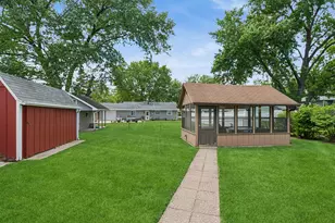 11624 S Ridgeland Ave, Worth, IL 60482 - Photo 3