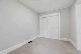 405 S Grant St, Earlville, IL 60518 - Photo 13