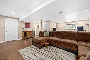 908 40th St, Downers Grove, IL 60515 - Photo 21