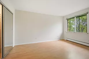 940 E Old Willow Rd, Prospect Heights, IL 60070 - Photo 11
