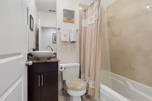 1633 N Clybourn Ave, Chicago, IL 60614 - Photo 23