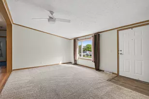 22533 S Woodside Dr, Channahon, IL 60410 - Photo 5