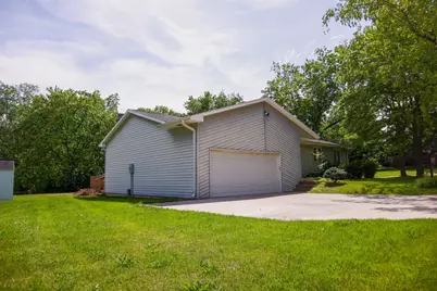 1207 W Dianne Lane, Mahomet, IL 61853 - Photo 29