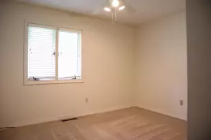 1207 W Dianne Ln, Mahomet, IL 61853 - Photo 17