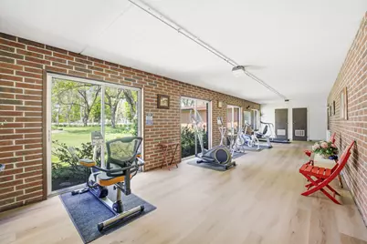 255 S West Avenue #310, Elmhurst, IL 60126 - Photo 17