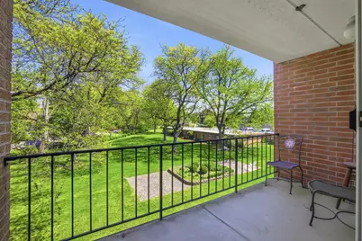 255 S West Avenue #310, Elmhurst, IL 60126 - Photo 15