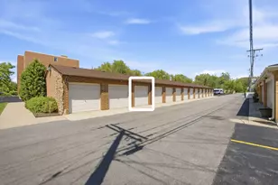 255 S West Ave, Elmhurst, IL 60126 - Photo 19