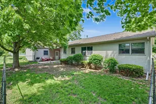 430 E Dent St, Gilman, IL 60938 - Photo 27