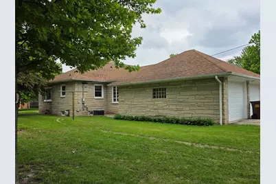 209 W 2nd Street, Prophetstown, IL 61277 - Photo 3