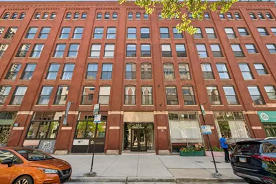 225 W Huron Street #419, Chicago, IL 60654 - Photo 1