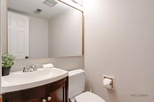 130 Newfield Ct, Buffalo Grove, IL 60089 - Photo 21