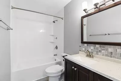 1022 W 13th Street, Davenport, IA 52804 - Photo 15