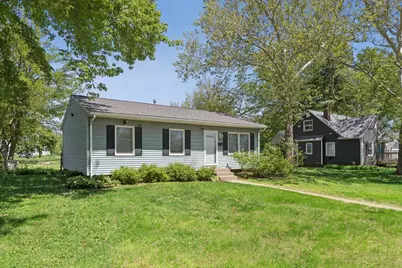 1022 W 13th Street, Davenport, IA 52804 - Photo 3