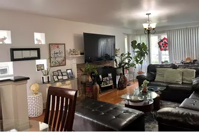 6707 N Keating Avenue, Lincolnwood, IL 60712 - Photo 3