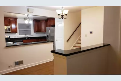 6707 N Keating Avenue, Lincolnwood, IL 60712 - Photo 3
