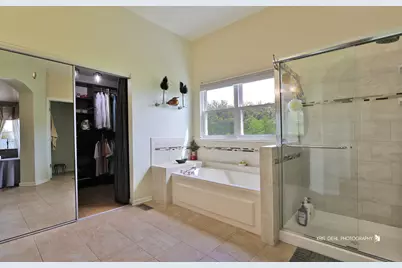 299 Haywood Drive, Round Lake, IL 60073 - Photo 15
