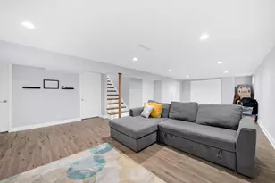 3816 Howard St, Skokie, IL 60076 - Photo 21