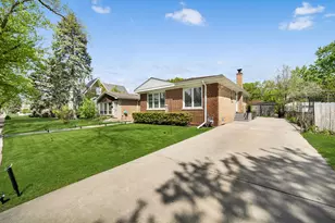 3816 Howard St, Skokie, IL 60076 - Photo 3