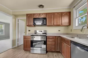 273 Mohawk St, Park Forest, IL 60466 - Photo 7