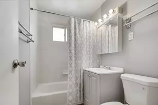 273 Mohawk St, Park Forest, IL 60466 - Photo 11